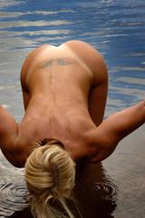 Nude Maite